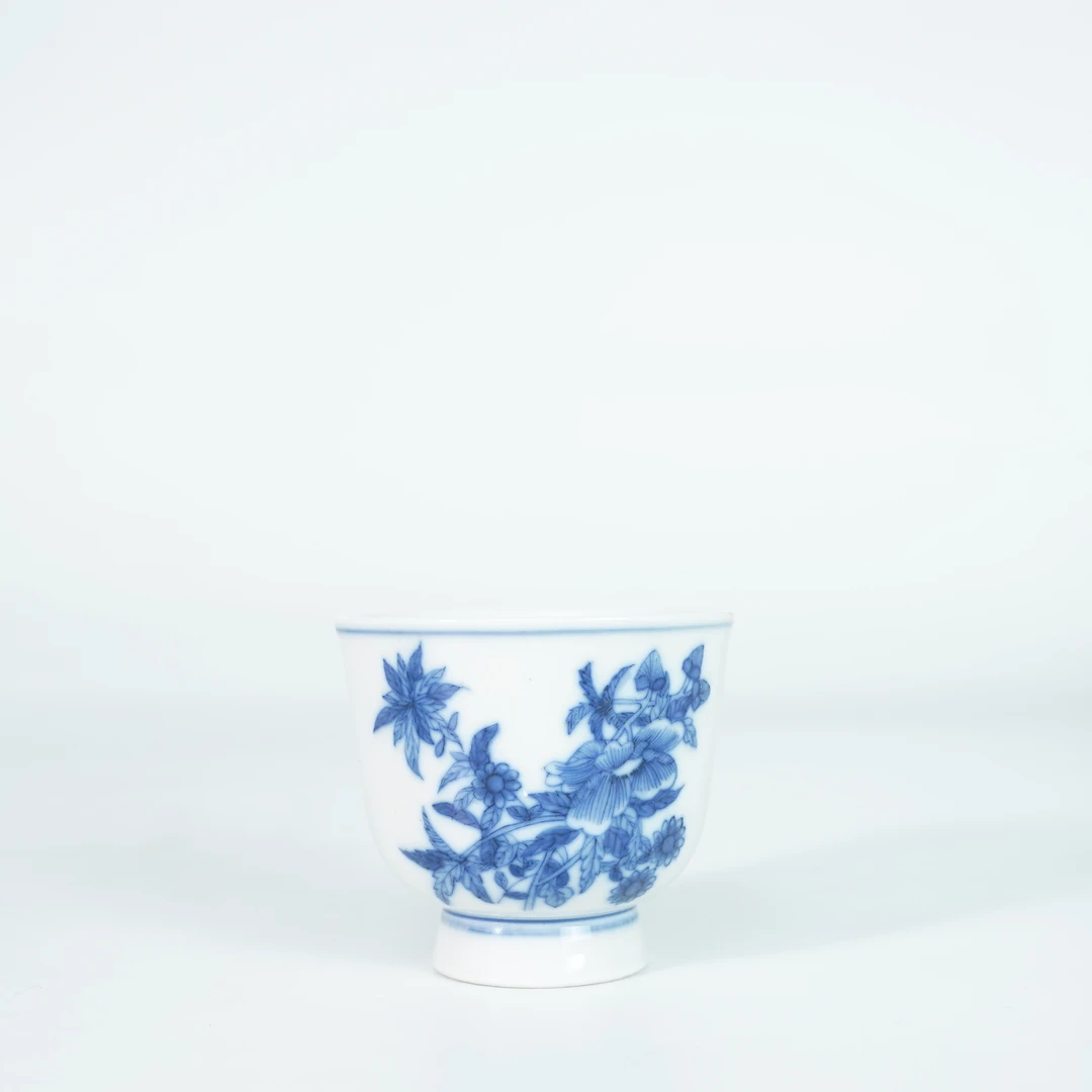 LABCJY251223002【十竹斋】清光绪淡描富贵牡丹青花铃铛杯