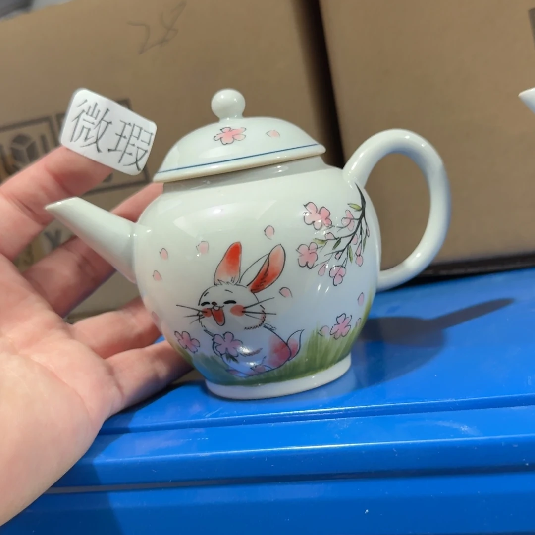 釉下手绘茶具微瑕