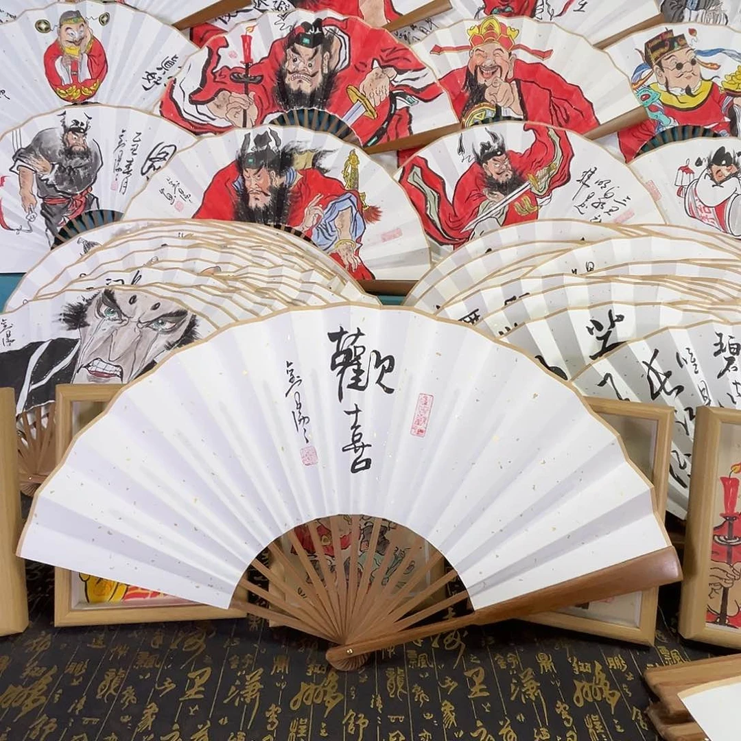 国画手绘折扇一把
