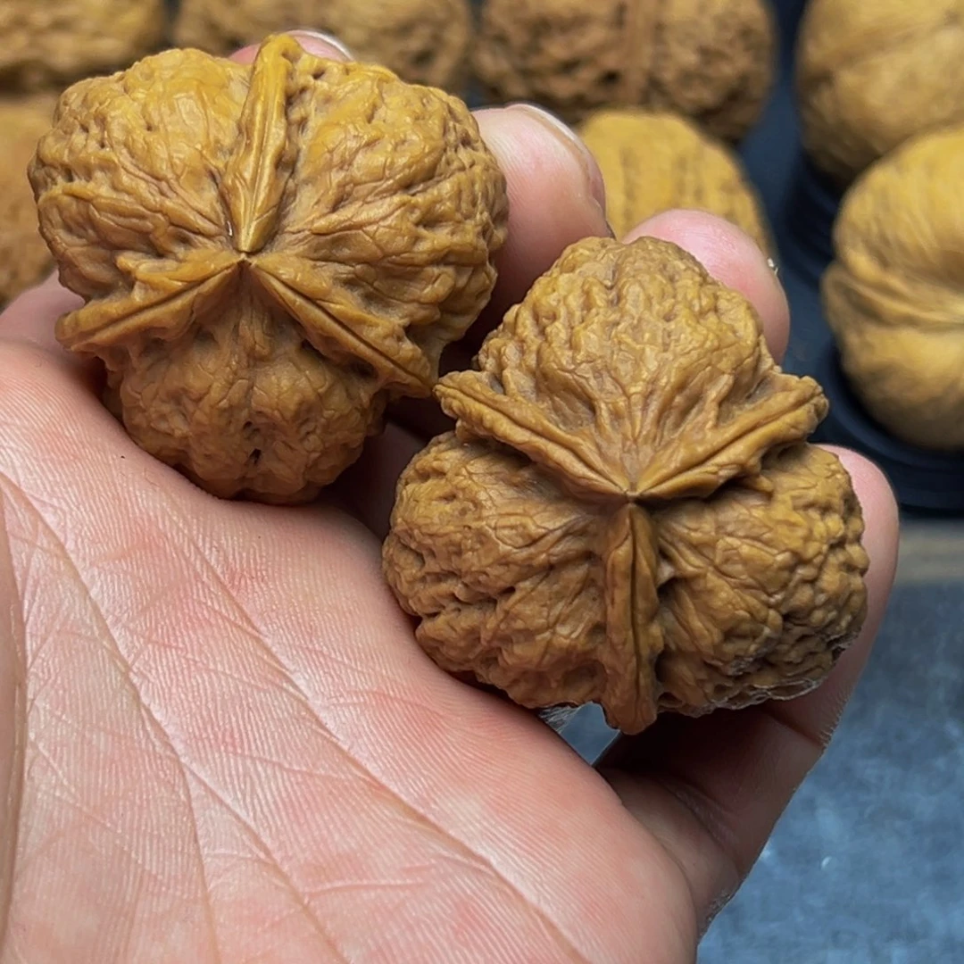 M***_38尺寸水晶三棱 一物一图