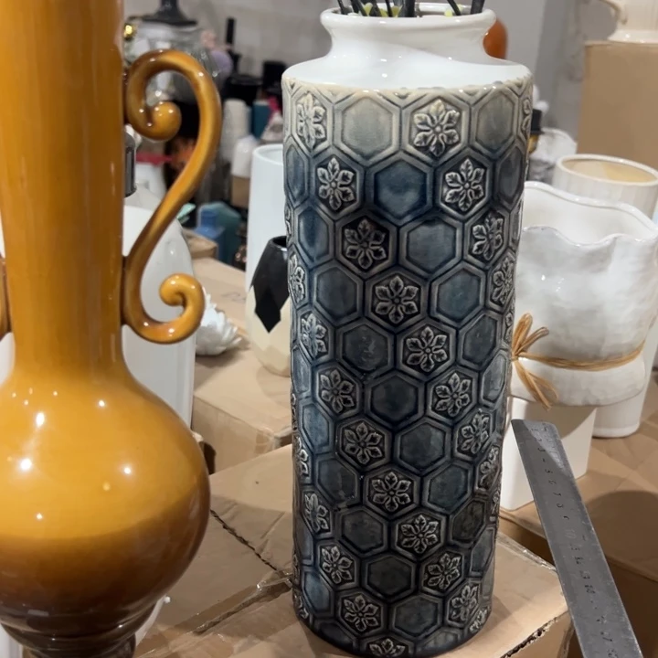 陶瓷花瓶摆件外贸出口（微瑕）高38宽8公分