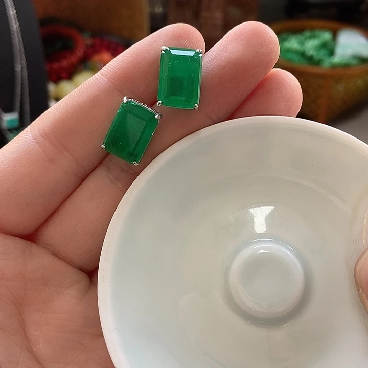 瓷片哈哈哈哈哈哈哈哈哈哈