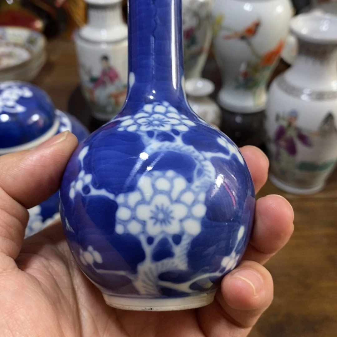 瓷片用****1手绘冰梅花瓶一只
