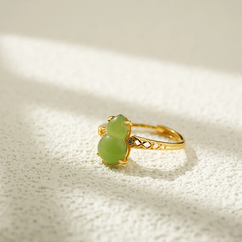 新疆和田玉碧玉银镶葫芦戒指阳绿碧玉无矿点轻奢绿色简约镶嵌精美