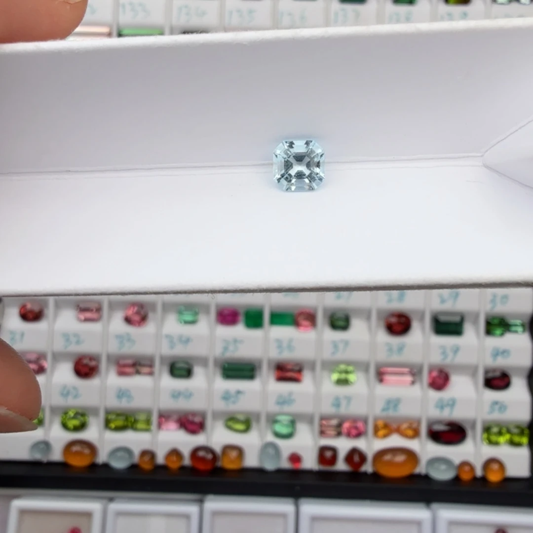 怪***怪裸石海蓝宝石天然