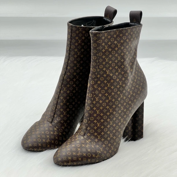 99新 LouisVuitton/路易威登 Silhouette 靴 38码 公价1.1w c0746