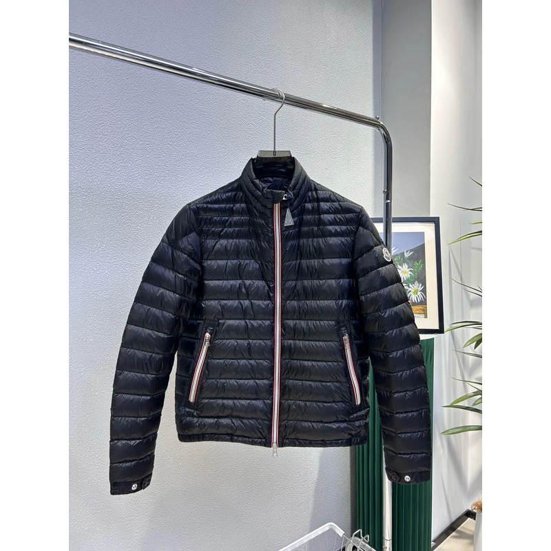 现货Moncler盟可睐 1A10900 DANIEL彩条拉链立领羽绒服