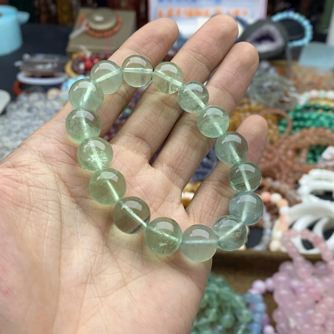 ****Y玛瑙/玉髓未镶嵌珠宝半成品一条天然绿莹A242