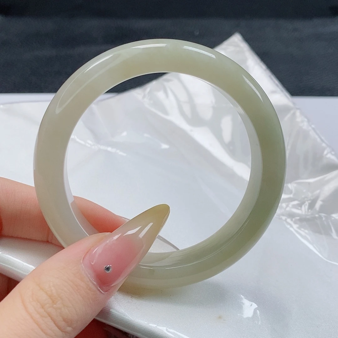 【闪购商品】未镶嵌手镯翡翠345号