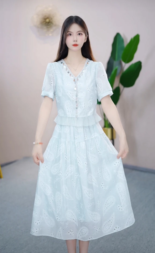 【依橙定制】KK661#新款 2025 夏季 时尚 显瘦 修身 减龄  连衣裙