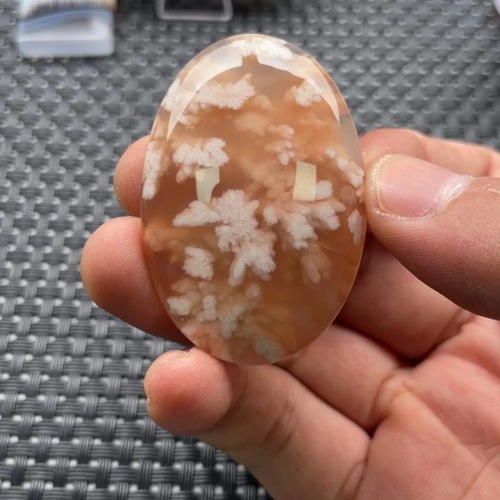 用***9玛瑙/玉髓未镶嵌颈饰