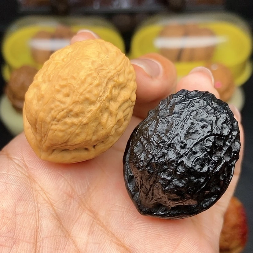 【闪购商品】文玩核桃把件37尺阴阳对蟒纹龙蛋