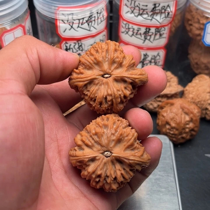 文玩核桃把件南疆45