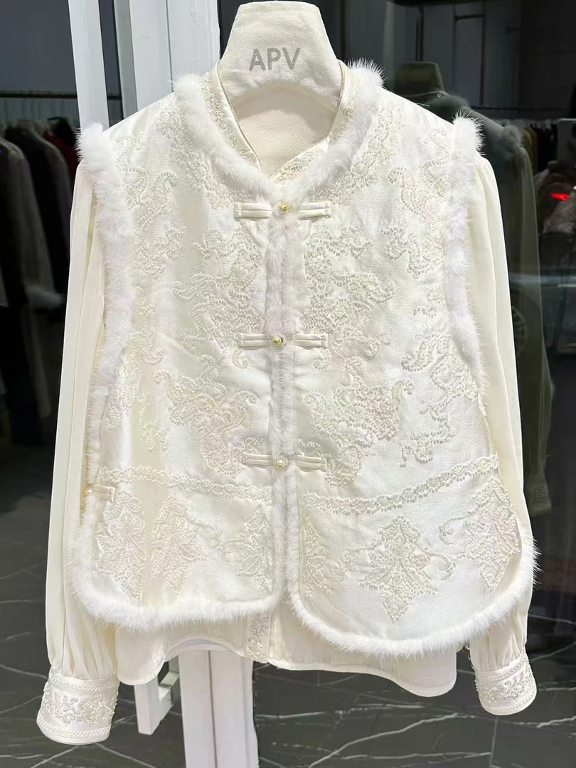 重工钉珠拼水貂绒马甲