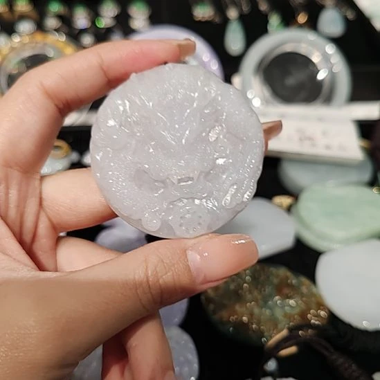 翡翠未镶嵌颈饰天然缅甸翡翠A货龙牌吊坠