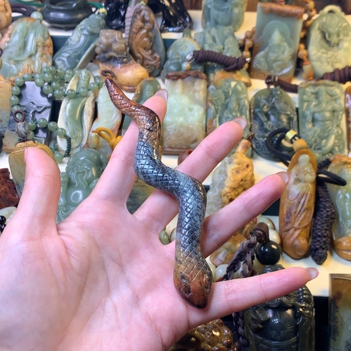 岫岩河磨玉（透闪石质玉）手链未镶嵌