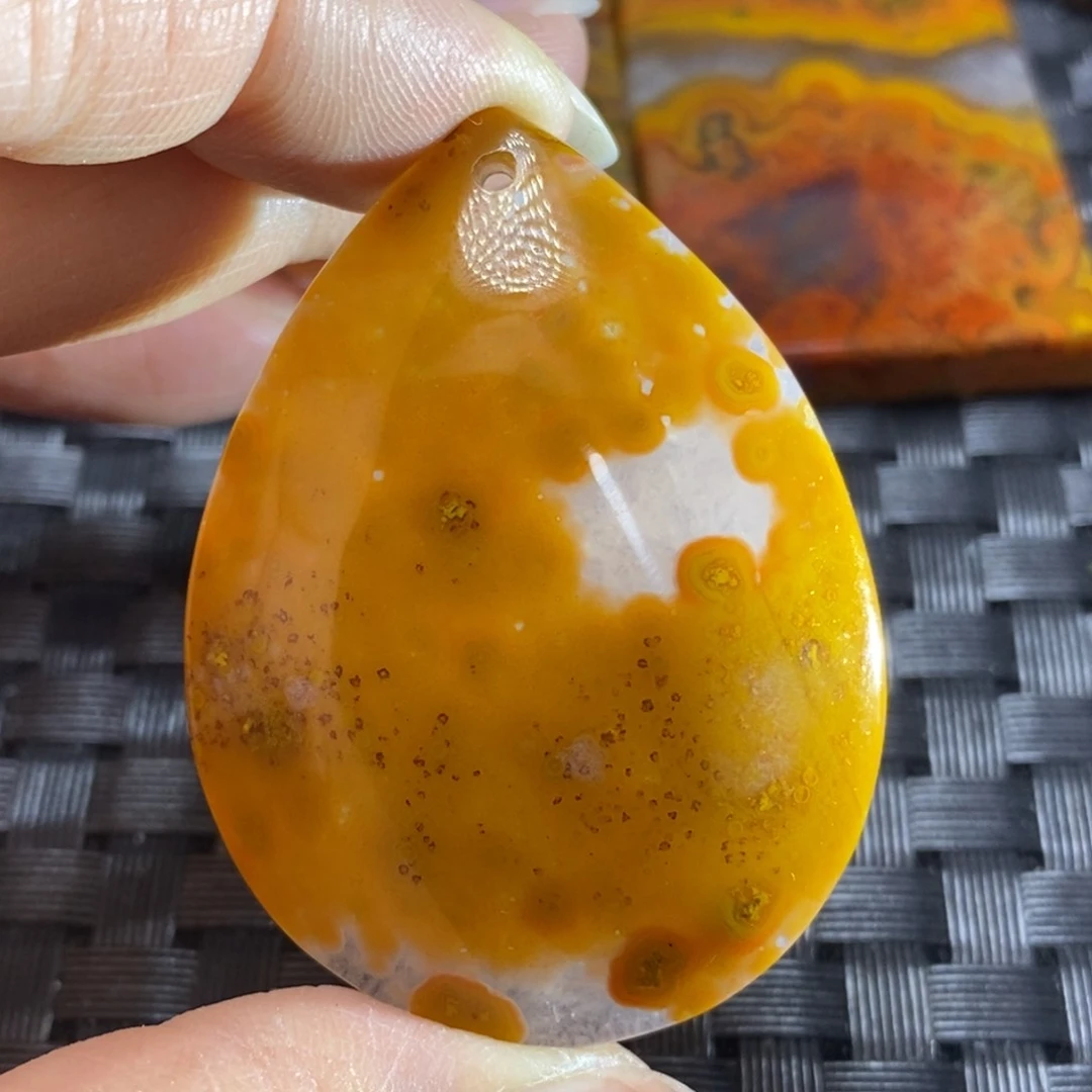 玛瑙/玉髓挂件未镶嵌