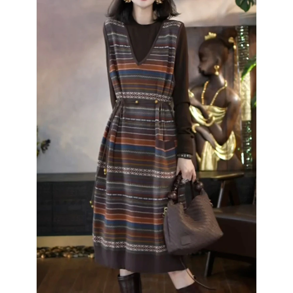 时尚复古减龄针织裙套装2025秋冬新款大码宽松条纹背心裙+打底衫