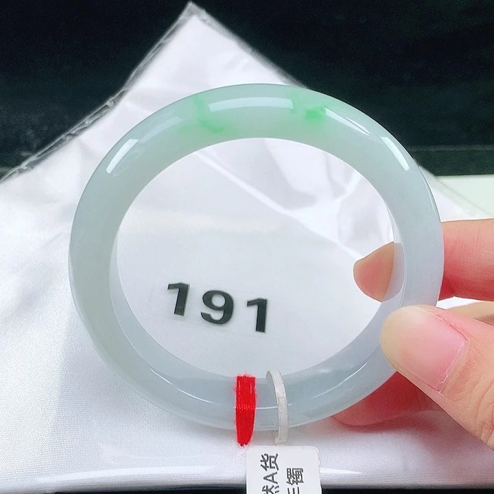 未镶嵌手镯翡翠翡翠手镯