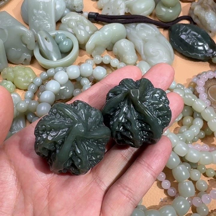 和田玉未镶嵌吊坠(不含链)