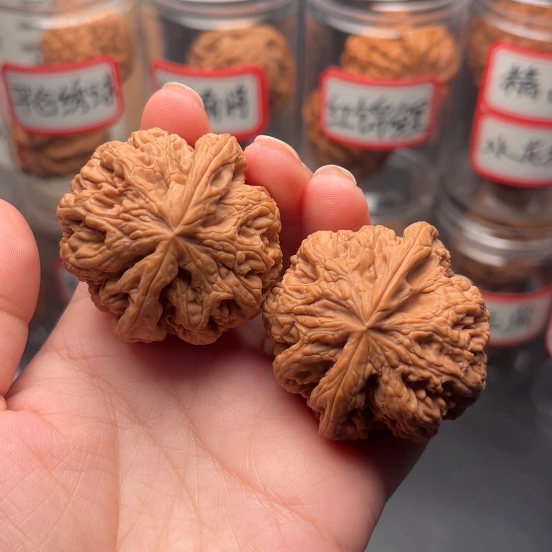 文玩核桃把件44全品球筋