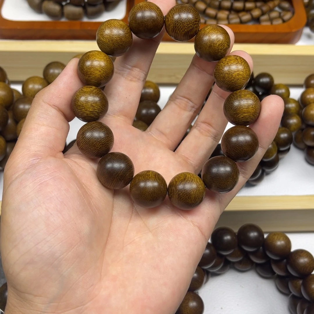 奔***r沉香手串越南芽庄黄棋楠1.6