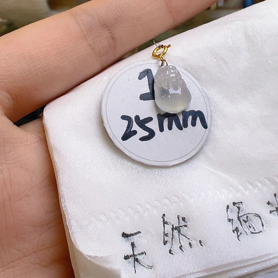 翡翠颈饰18K金镶嵌?****?翡翠