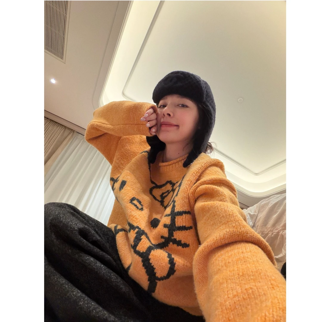 BETTER JOELAY-【蜜黄凯蒂】时尚百搭套头毛衣个性慵懒风LL6275