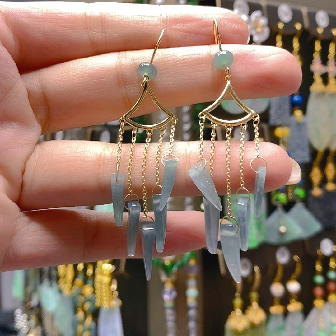 未镶嵌翡翠耳饰翡翠