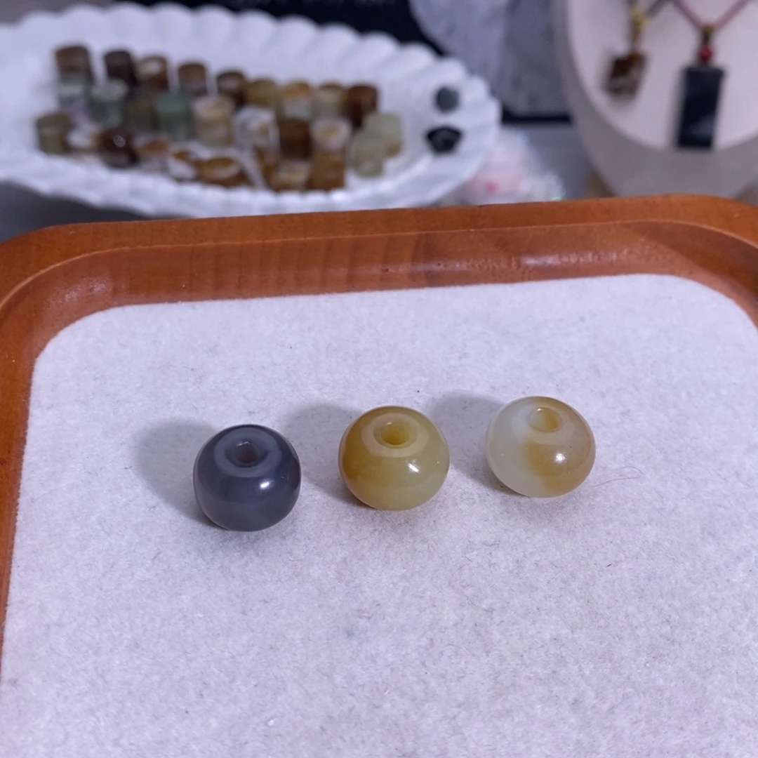 龙***宝颈饰未镶嵌和田玉买断不退换