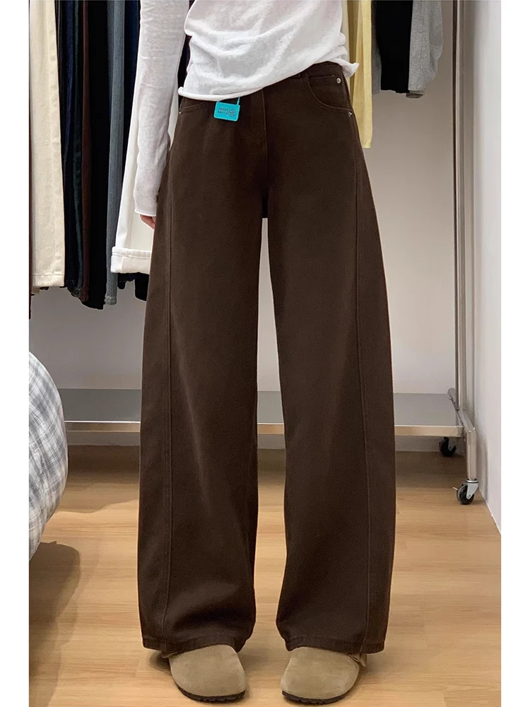 大码美拉德咖色弯刀垂感牛仔裤女早春复古新款宽松百搭拖地阔腿裤