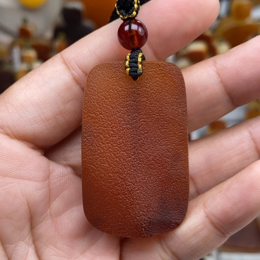 【闪购商品】琥珀颈饰未镶嵌