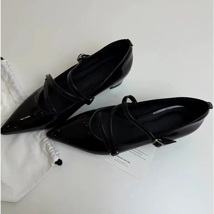 羊皮版~增高英伦风尖头时尚气质粗跟单鞋女交叉带浅口玛丽珍女鞋