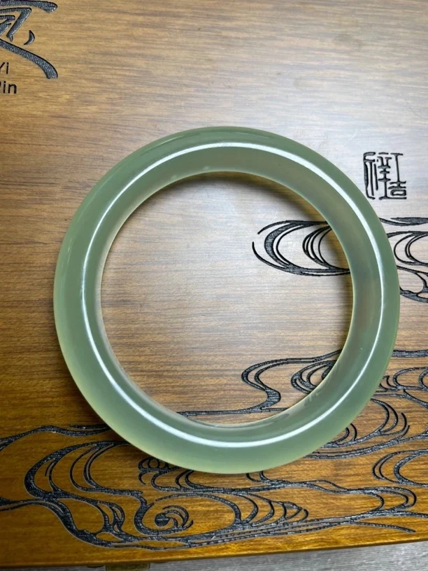 【雷总福利】天然玉石手镯高冰百搭满绿