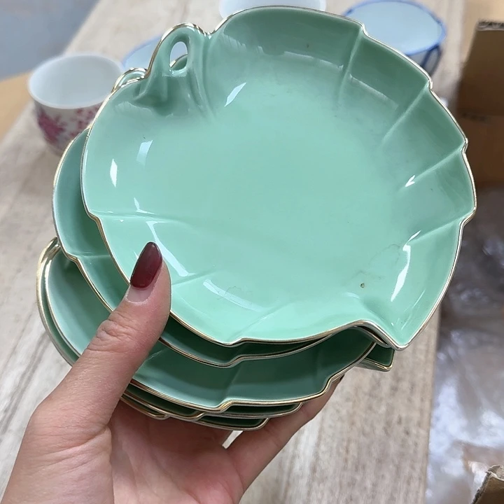 瓷片噗哈哈哈哈哈哈哈哈哈哈