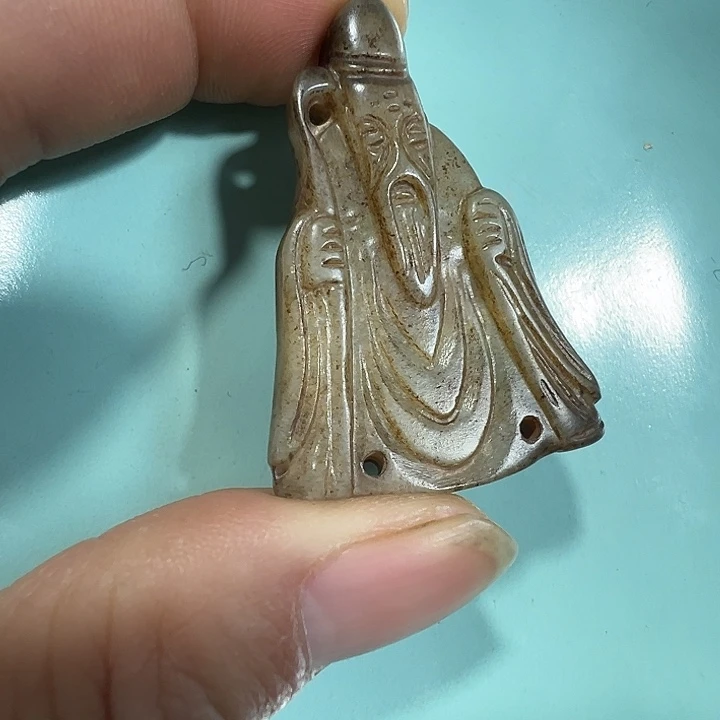 透闪石质玉未镶嵌挂件