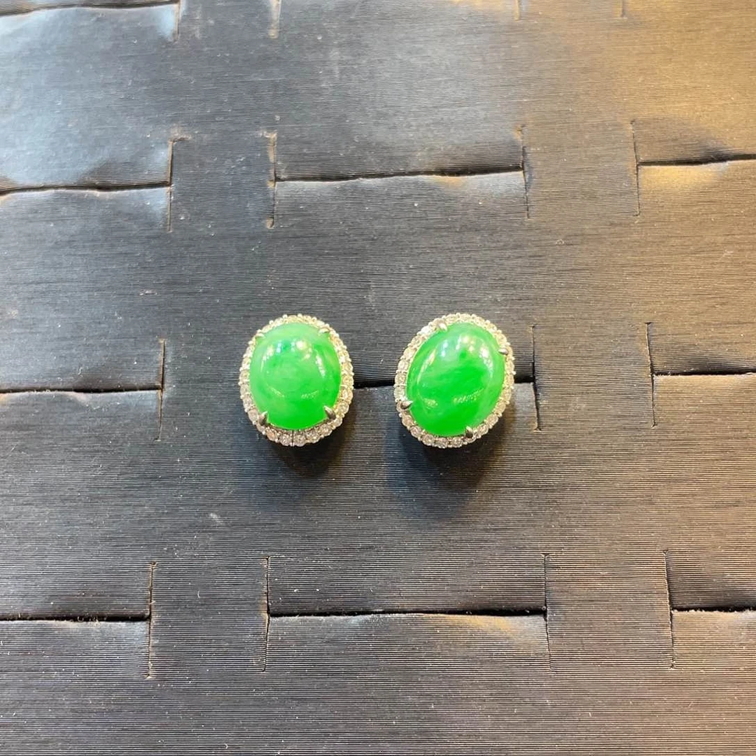 翡翠18K金镶嵌耳饰天然缅甸翡翠