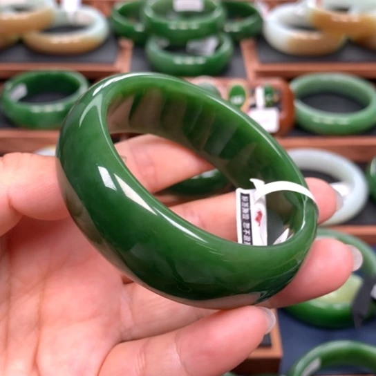 和田玉（碧玉）手镯未镶嵌5758圈口