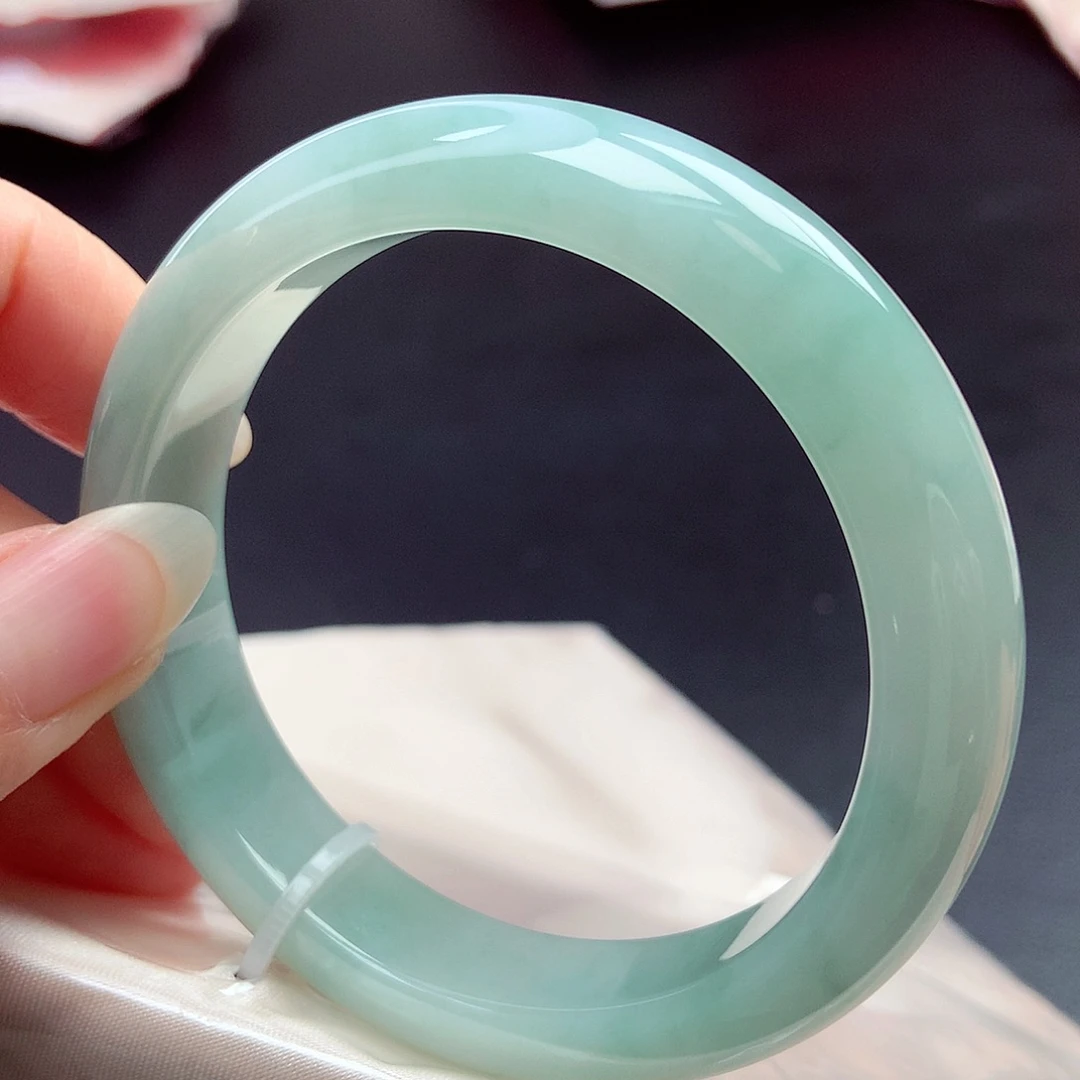 翡翠未镶嵌手镯56.3圈口