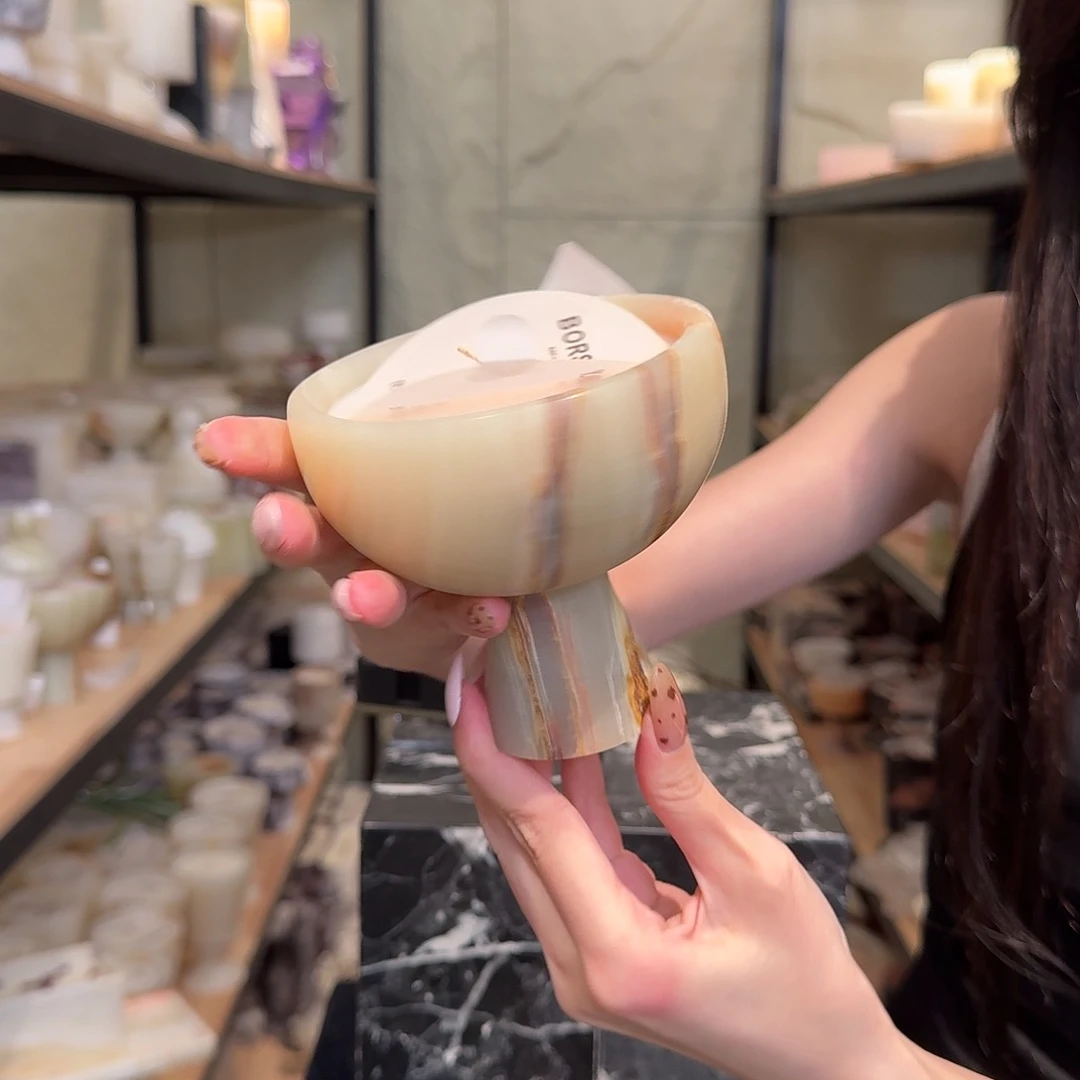 77香薰表面氧化。
