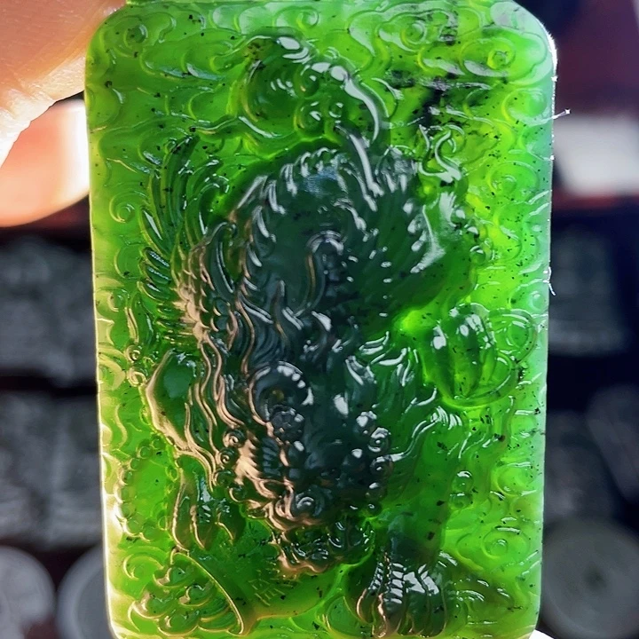 蛇纹石玉未镶嵌挂件