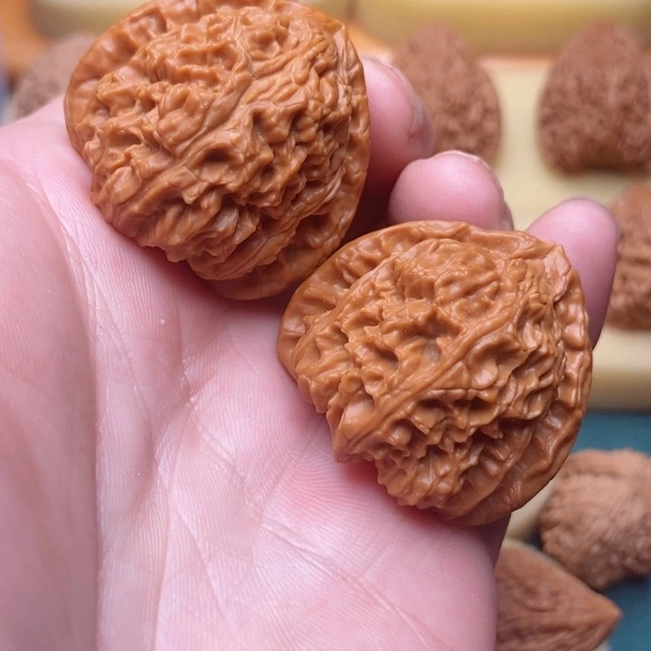 把件文玩核桃38三角白