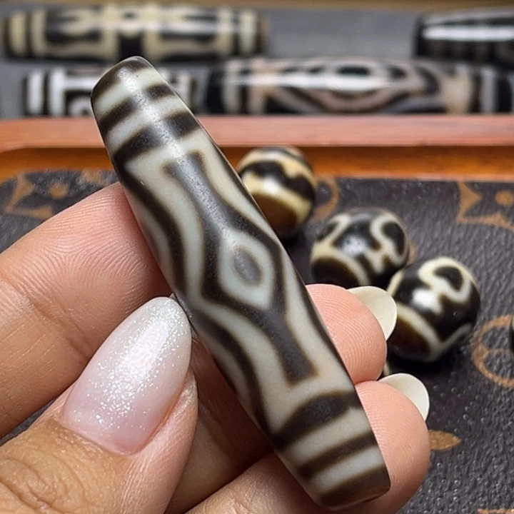 壹****玛瑙/玉髓颈饰未镶嵌