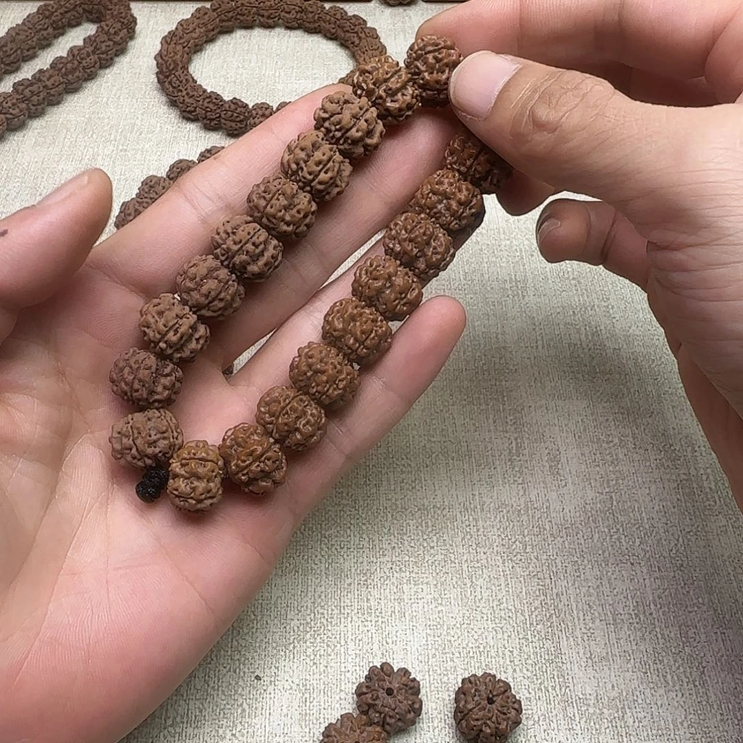 蒙***飞手串金刚菩提1原生态梅花