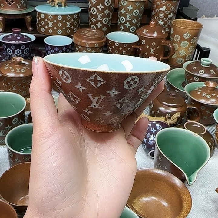 ༺***༻龙泉手工制作工艺青瓷斗笠杯
