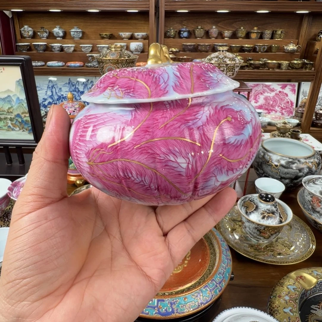 宝石红凤凰茶叶罐