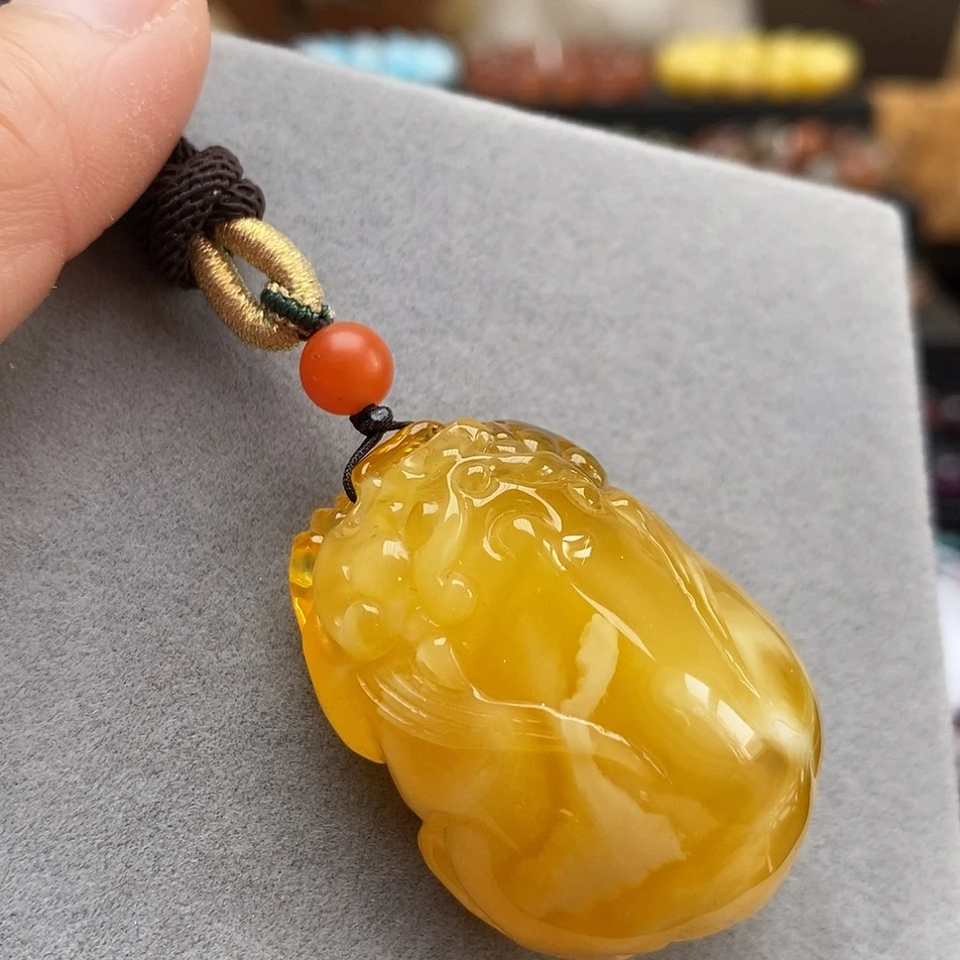 蜜蜡吊坠(赠链)未镶嵌