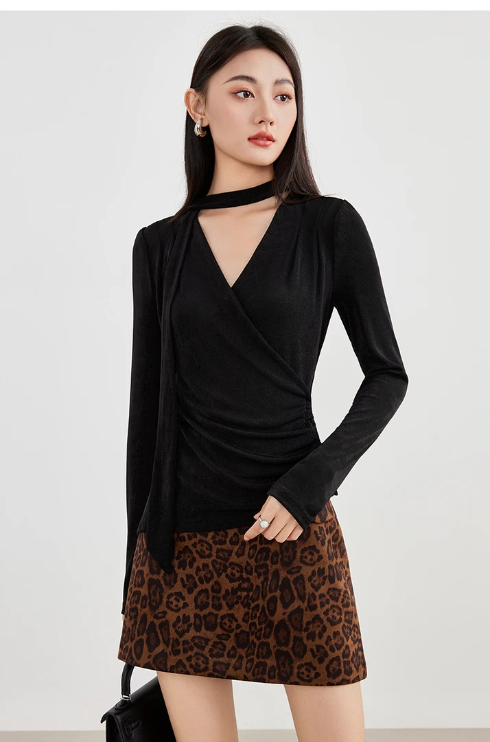 拼接V领T恤常规抽褶无袖长袖法式长款常规款杂志风YA25438Z005