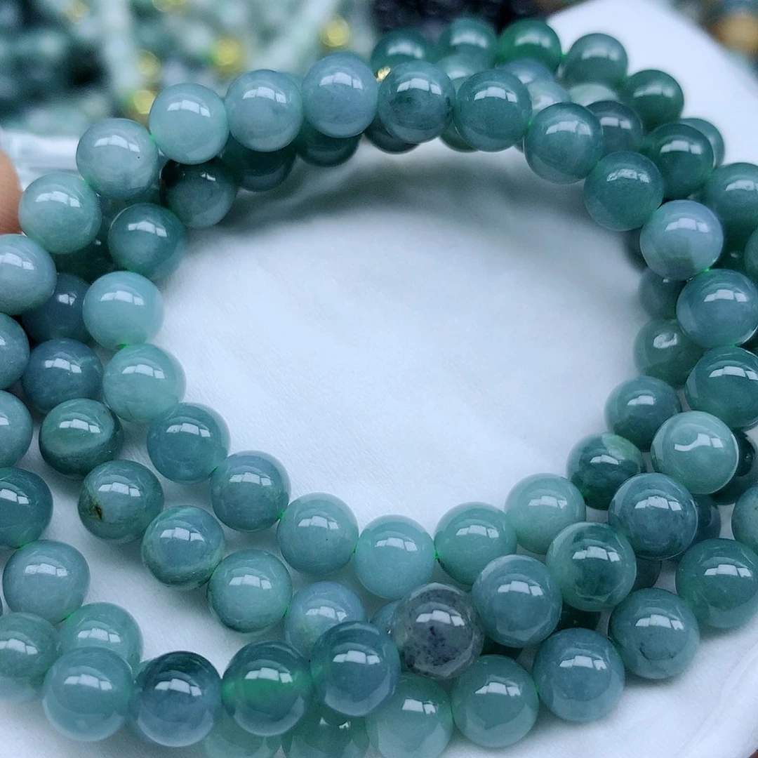 翡翠颈饰未镶嵌手串