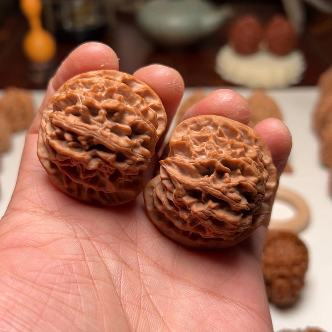 指****文玩核桃吊坠42苹果